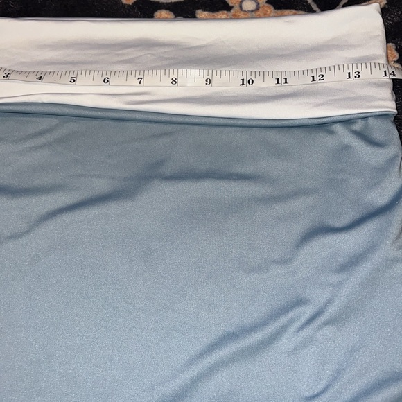 Fashion nova silky skirt size medium NWOT - Picture 5 of 6